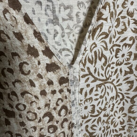 Anthropologie Pilcro Shirt Medium Short Sleeve Beige Leopard Floral Boho Mobwife - Picture 7 of 10